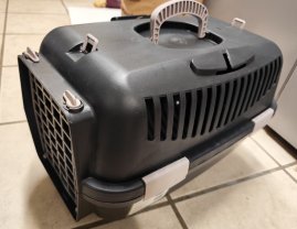 Location : cage transport animaux Location : cage transport animaux